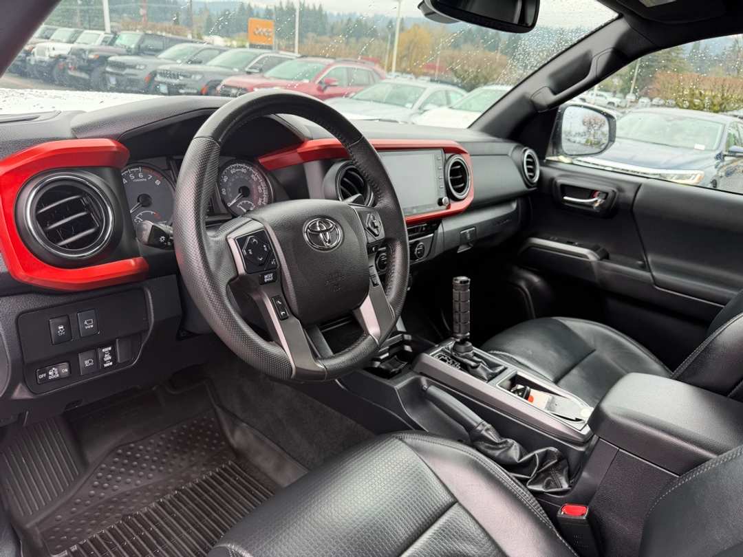 2020 Toyota Tacoma TRD OffRoad - Image 16