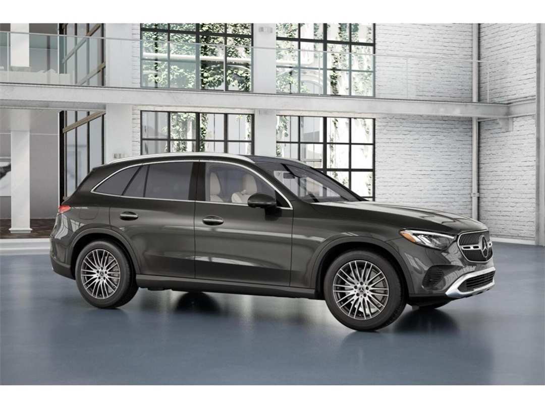2026 Mercedes-Benz GLC GLC 300 - Image 13
