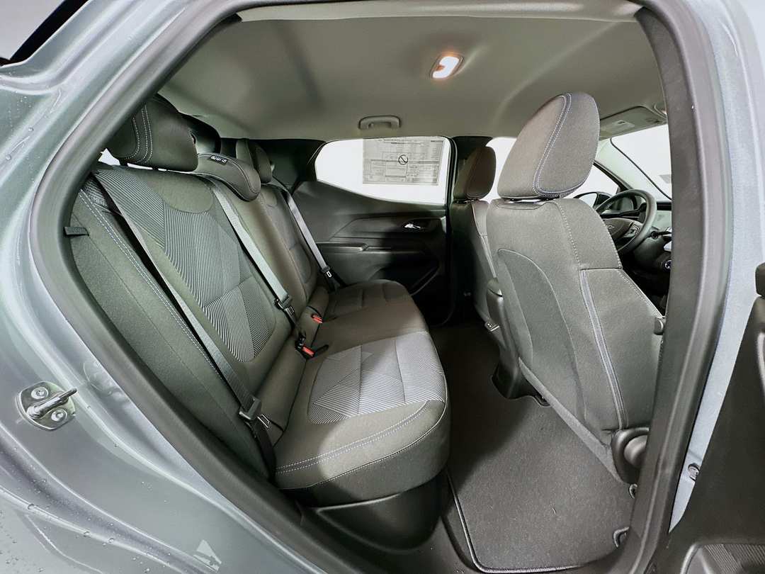 2027 Chevrolet Bolt Ev LT - Image 26