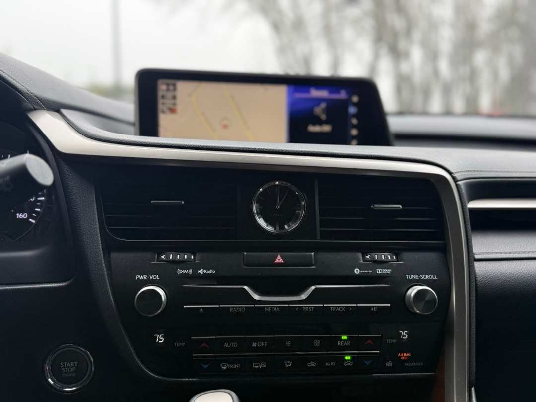 2018 Lexus RX 350L - Image 32