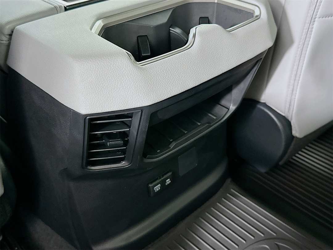 2026 Toyota Tundra Limited - Image 25