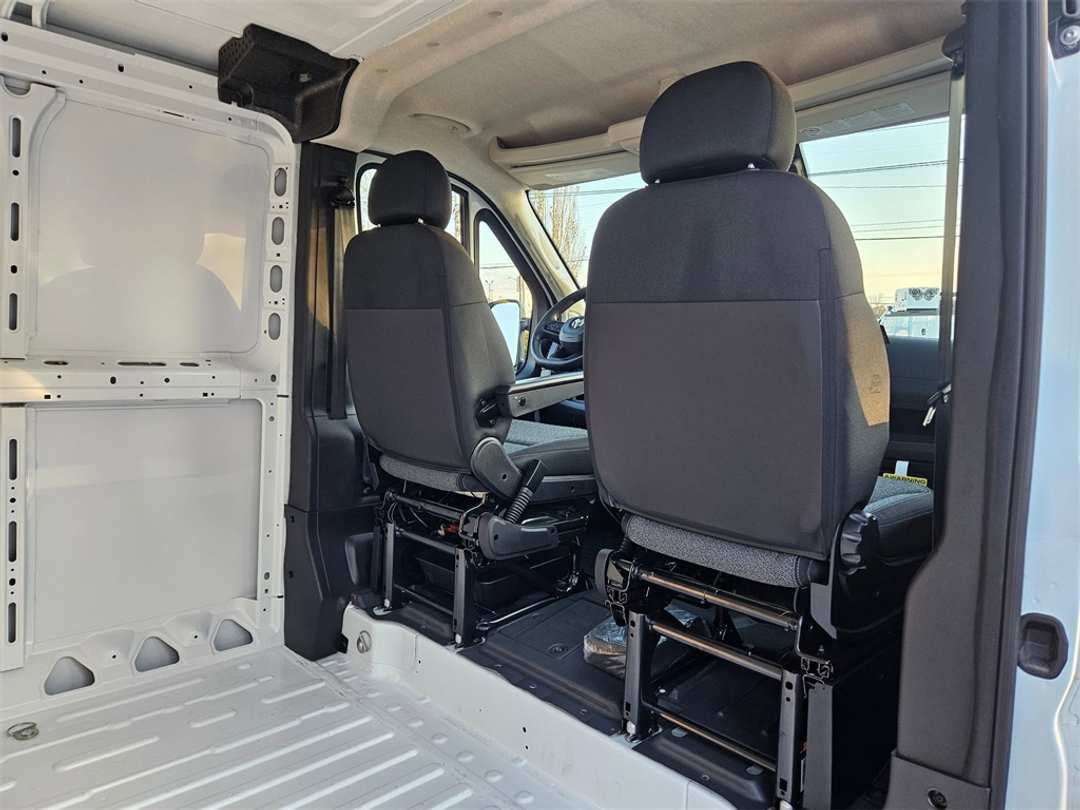 2026 Ram Promaster 1500 Low Roof - Image 35