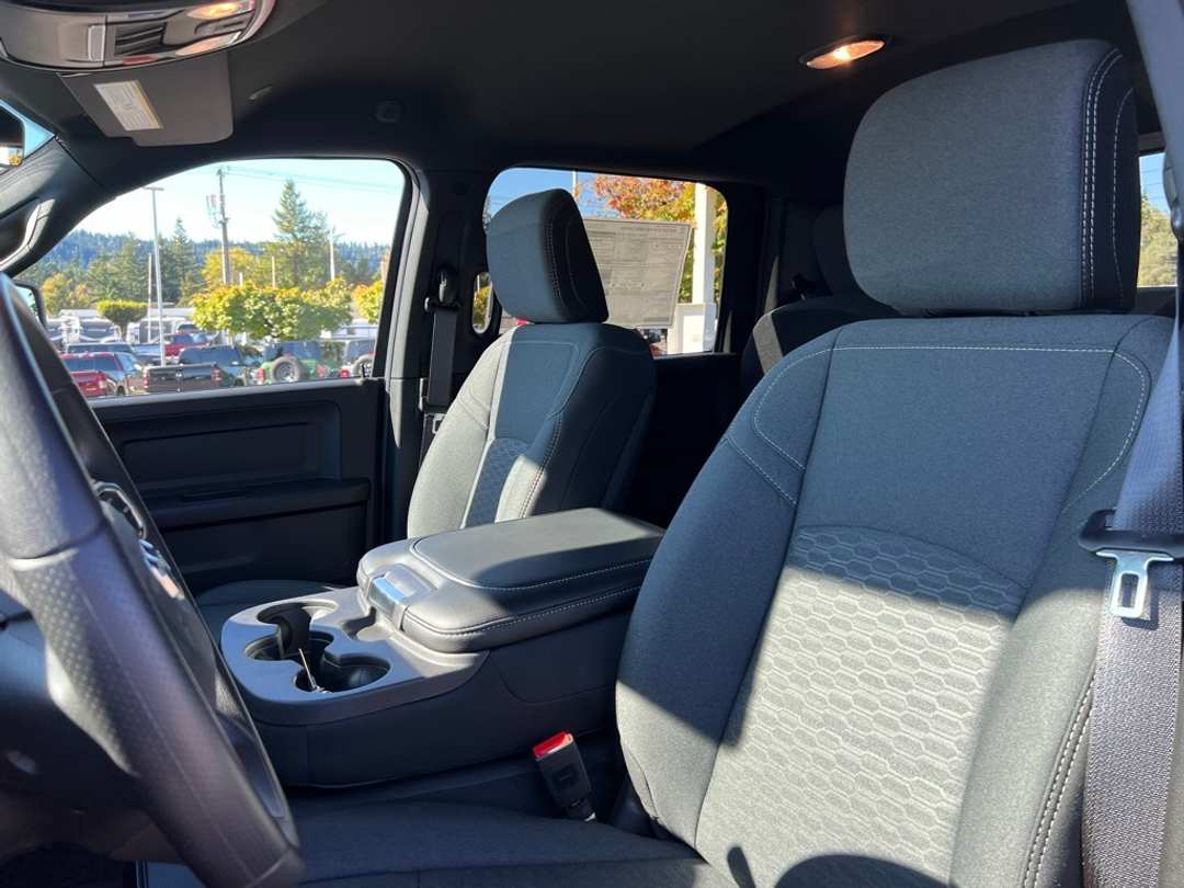 2026 Ram 2500 Tradesman - Image 12