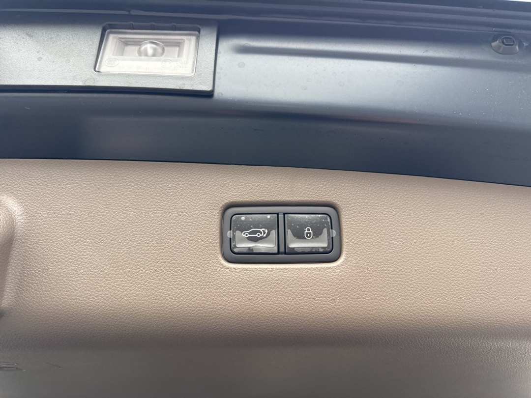 2026 Genesis Gv70 2.5T Advanced - Image 15