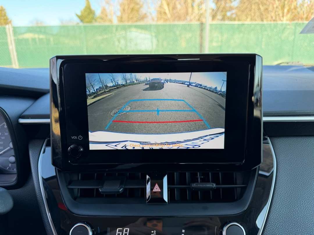 2024 Toyota Corolla LE - Image 22