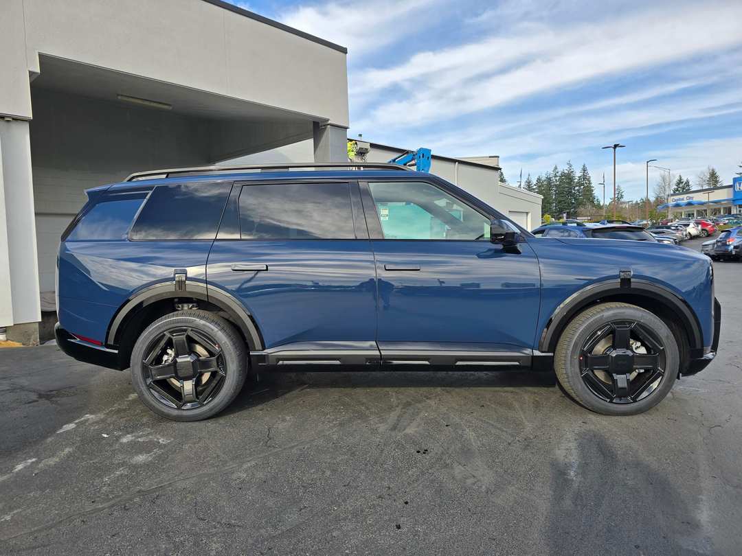 2027 Kia Telluride XLine EX - Image 3