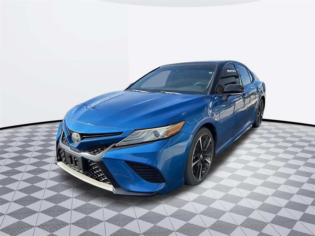 2019 Toyota Camry XSE - Image 7