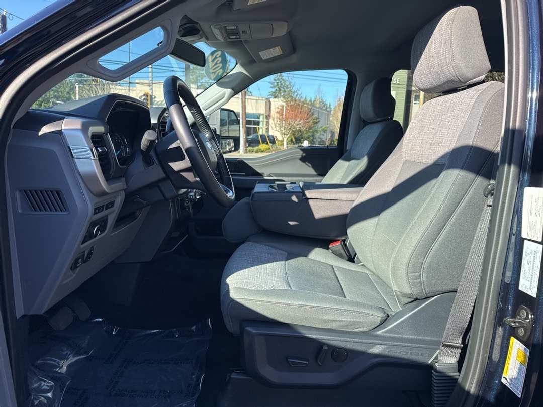 2022 Ford F-150 XLT - Image 21