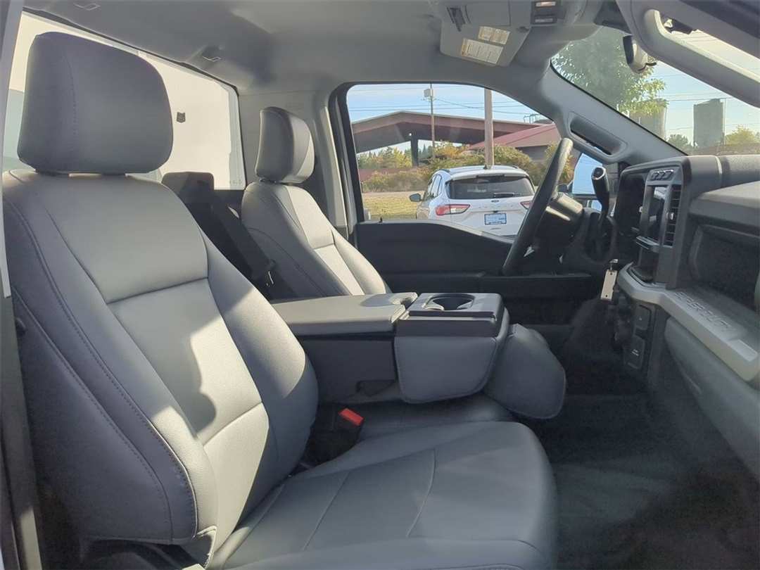 2024 Ford F-350Sd XL - Image 24