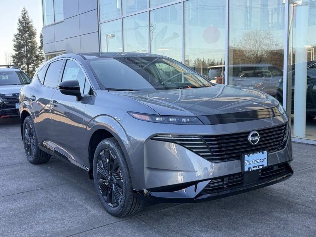 2026 Nissan Murano Platinum - Image 2