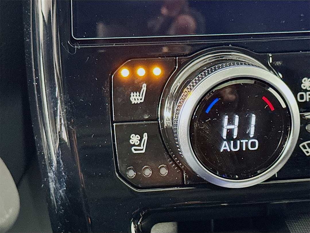 2026 Toyota Highlander Limited - Image 21