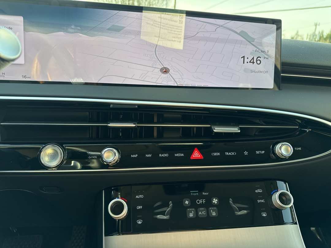 2026 Genesis Gv70 2.5T Select - Image 25