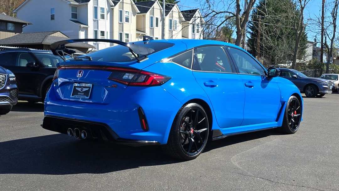 2025 Honda Civic Type R - Image 3