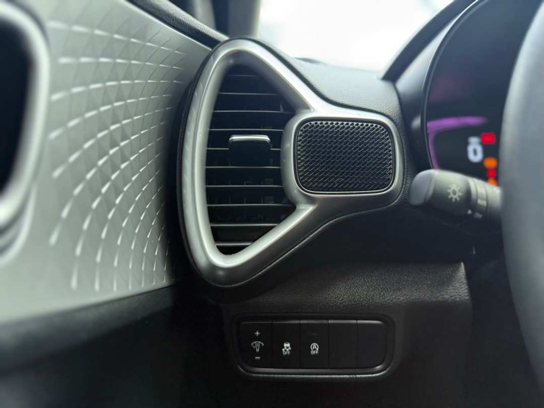 2024 Kia Soul LX - Image 28