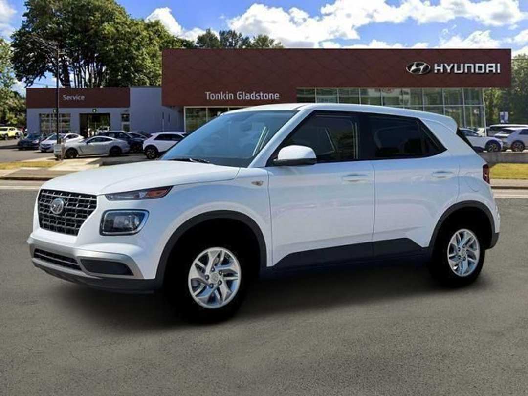 2026 Hyundai Venue SE - Image 2