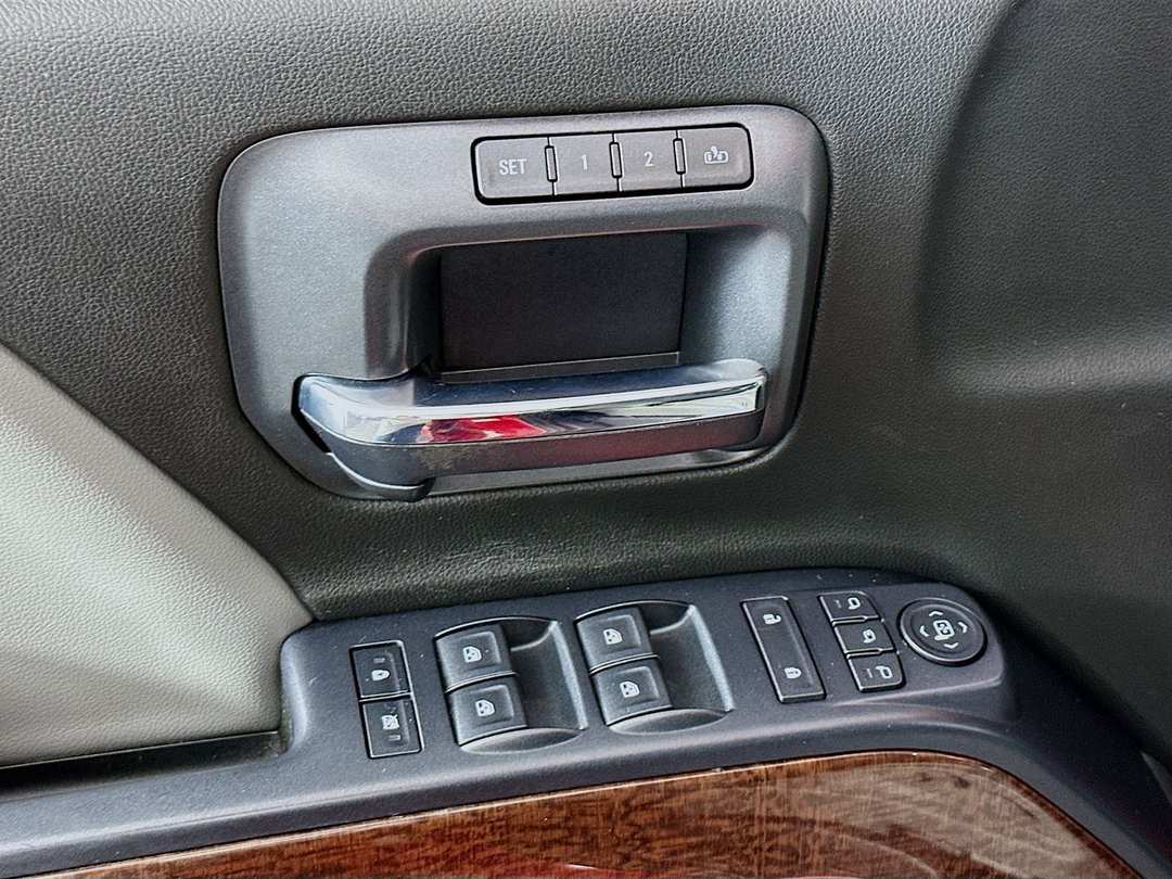 2016 GMC Sierra 1500 SLT - Image 19