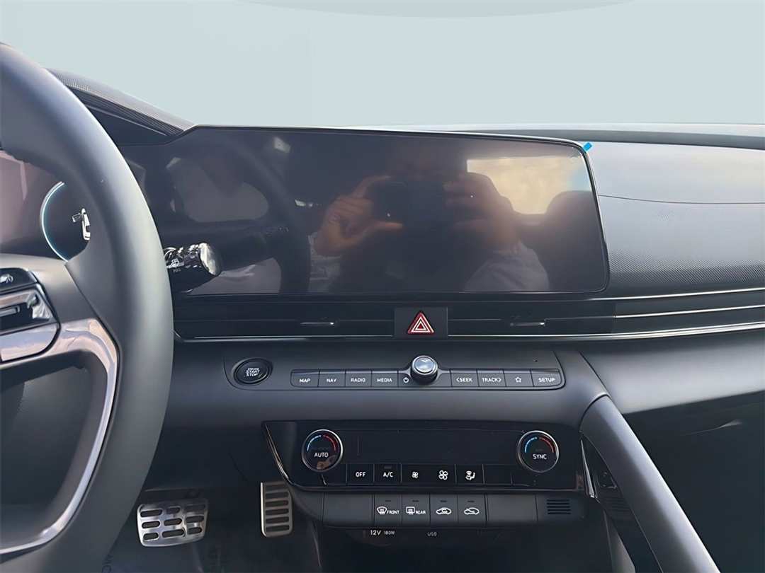 2026 Hyundai Elantra SEL Sport - Image 19