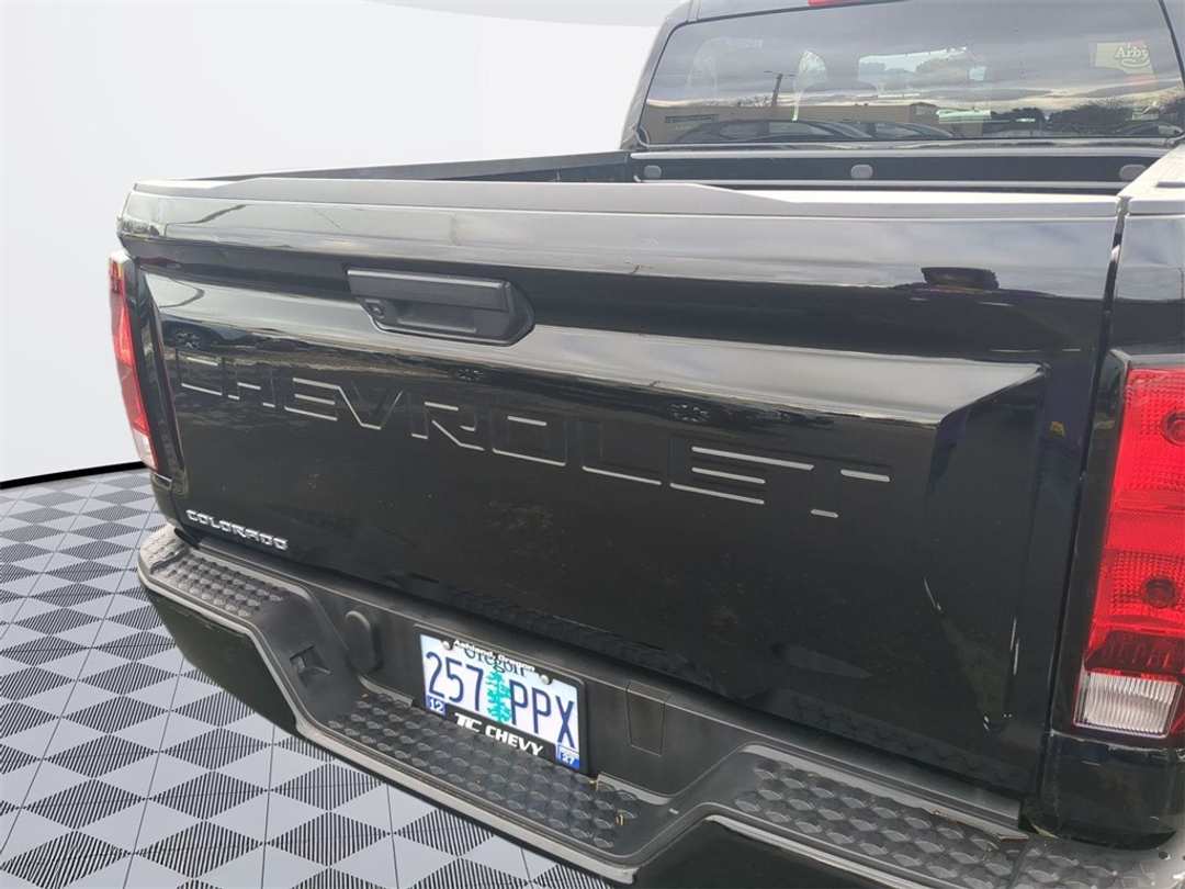 2023 Chevrolet Colorado Work - Image 25