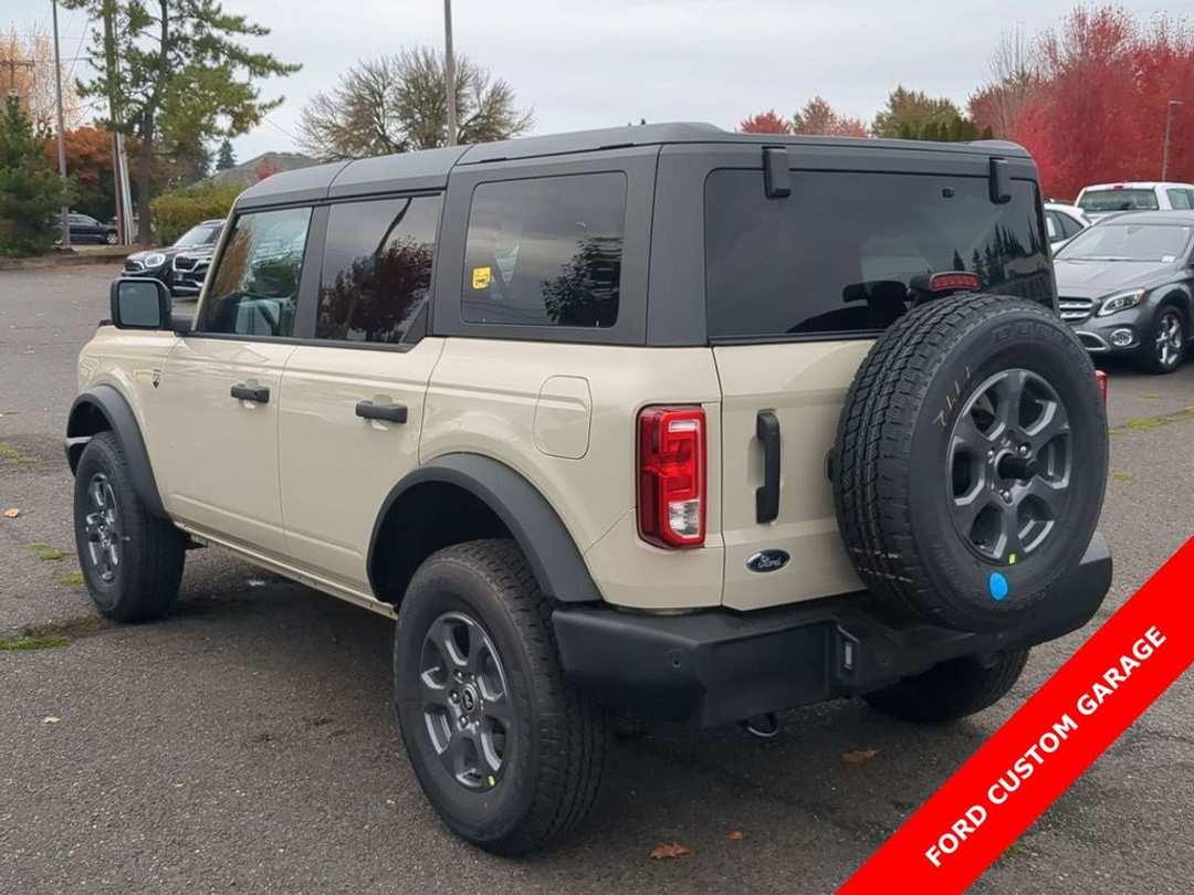 2025 Ford Bronco Big Bend - Image 3