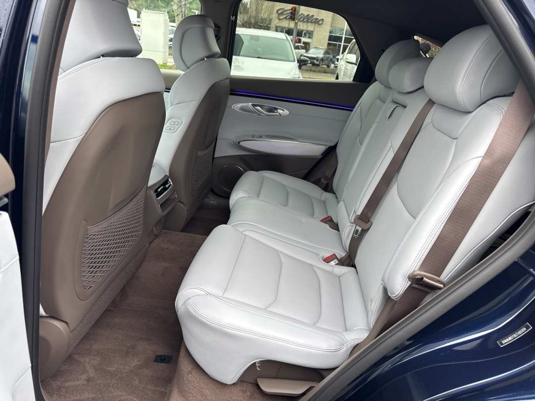 2026 Genesis Gv70 2.5T Advanced - Image 42