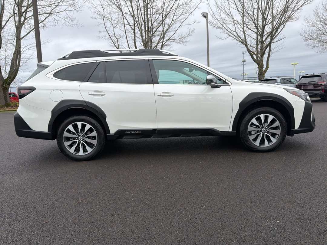 2023 Subaru Outback Touring XT - Image 8