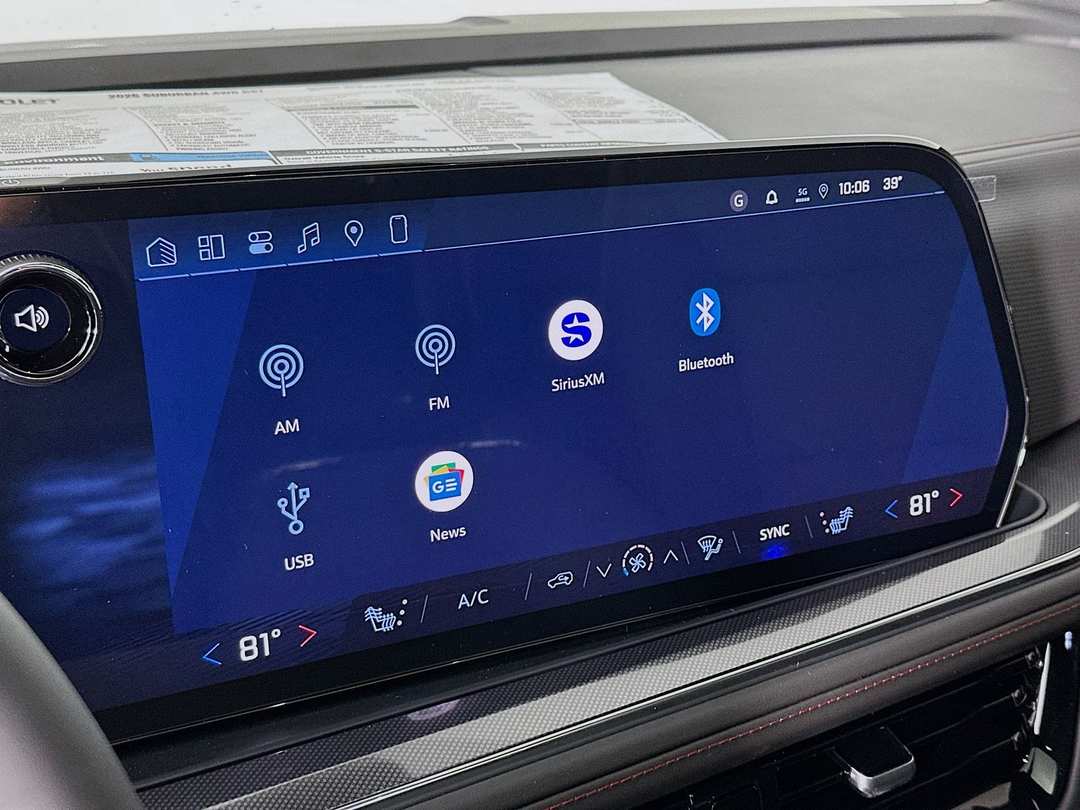 2026 Chevrolet Suburban RST - Image 15