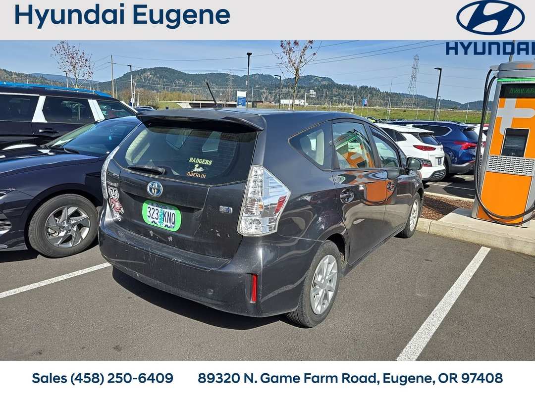 2012 Toyota Prius V Two - Image 3