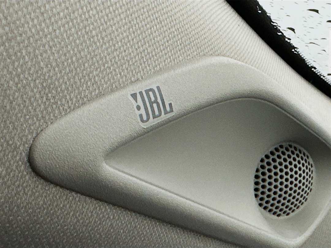 2026 Toyota Grand Highlander Limited - Image 19