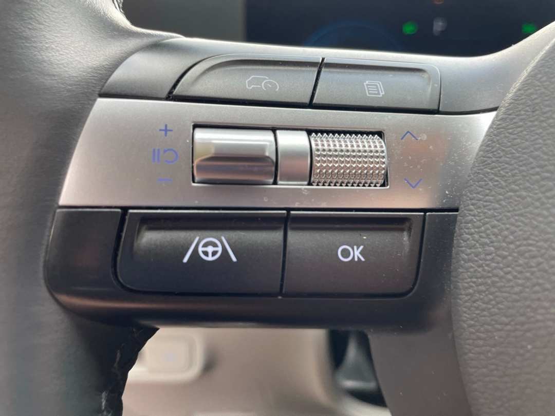 2024 Hyundai Kona SEL - Image 12