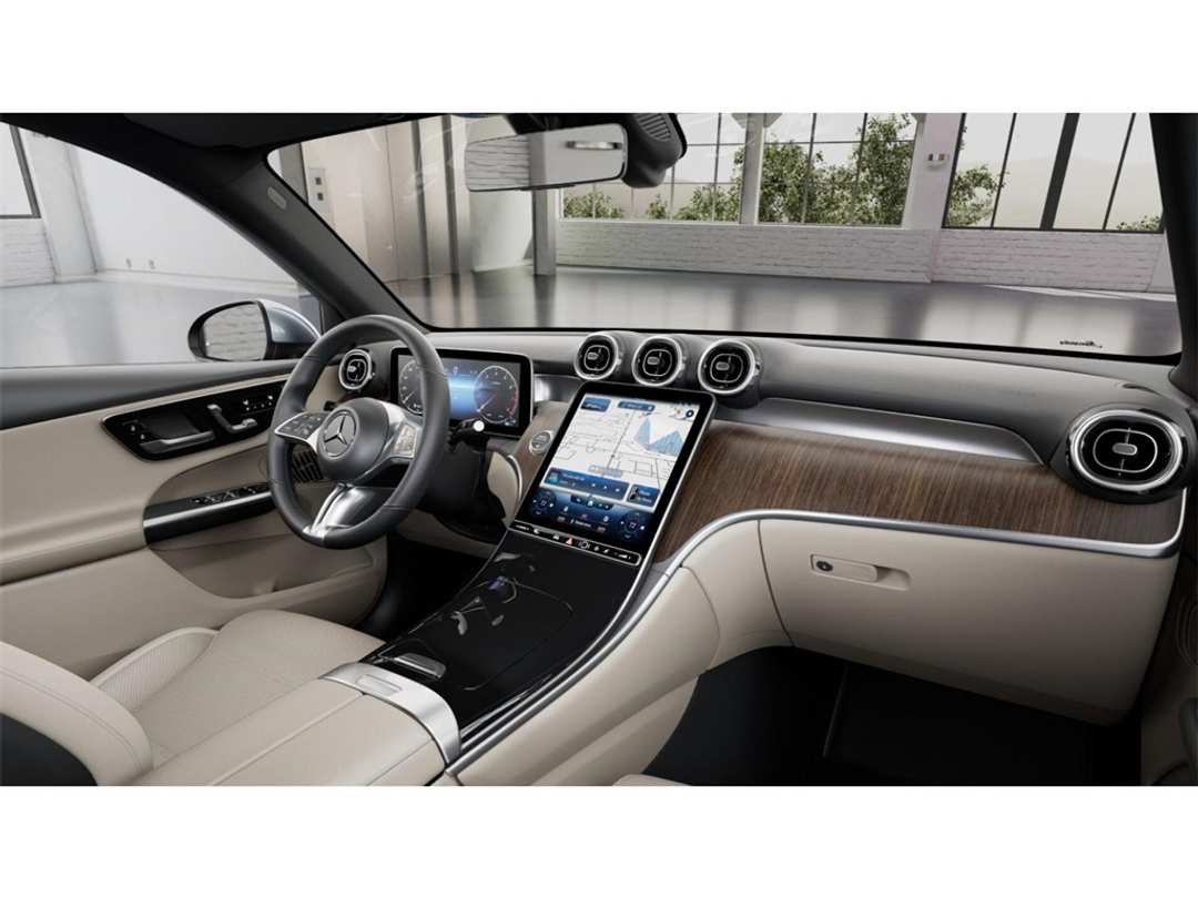 2025 Mercedes-Benz GLC GLC 300 - Image 6