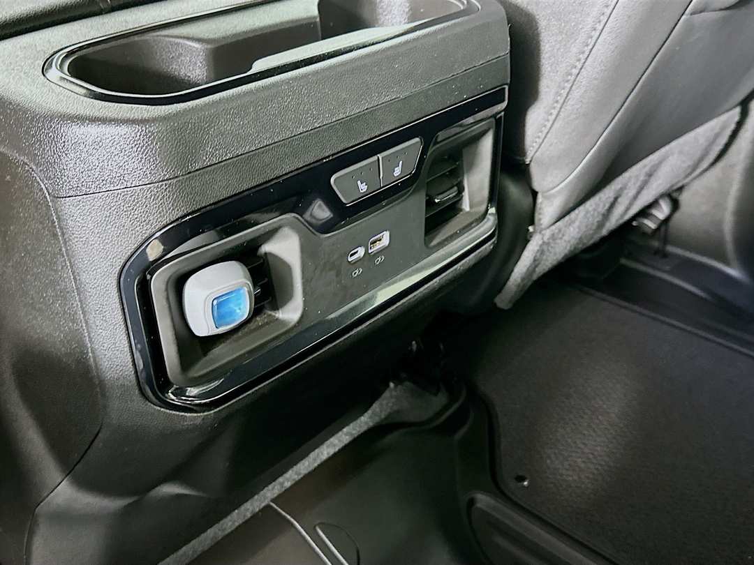 2022 GMC Sierra 1500 AT4 - Image 27