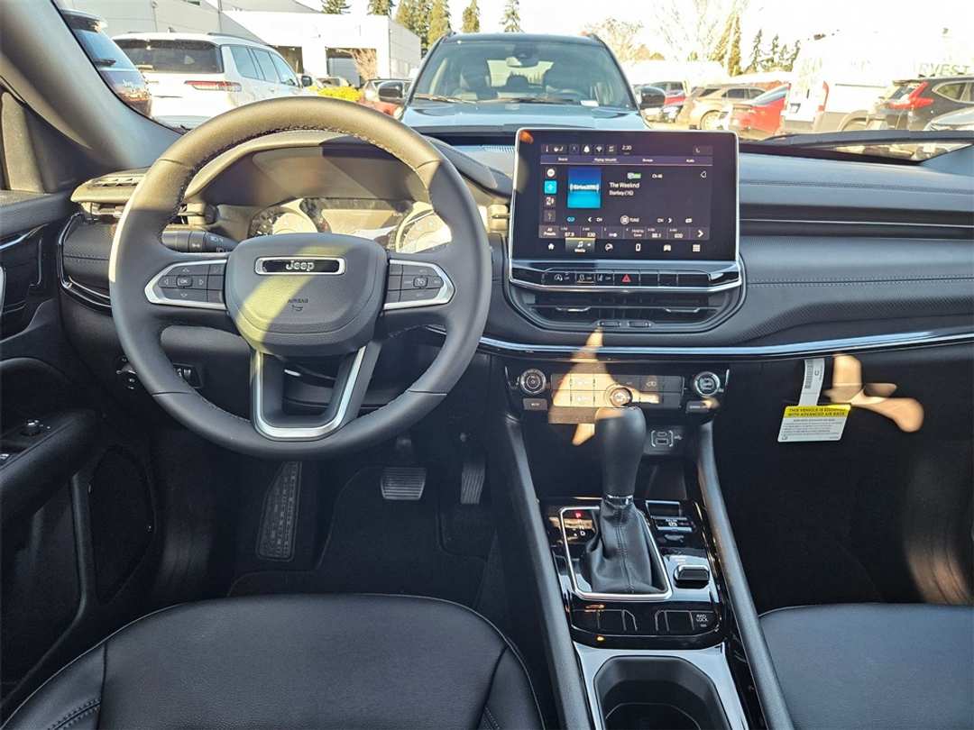 2026 Jeep Compass Latitude - Image 26