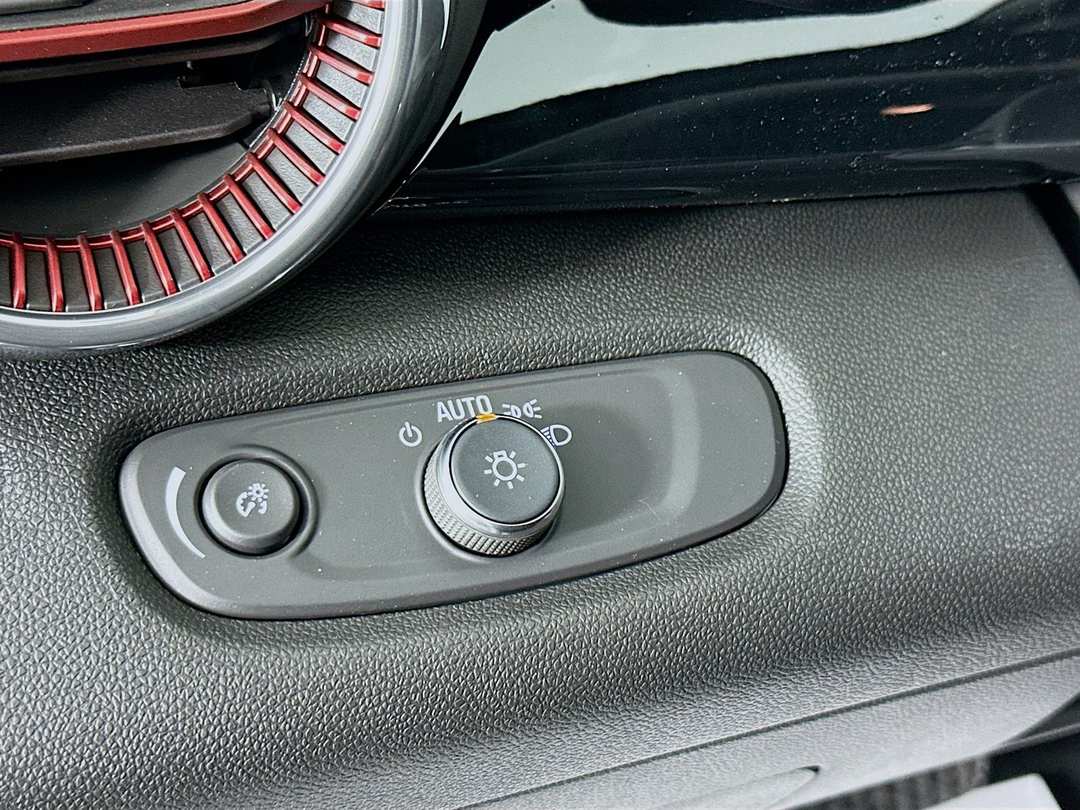 2026 Chevrolet Trax 2RS - Image 10