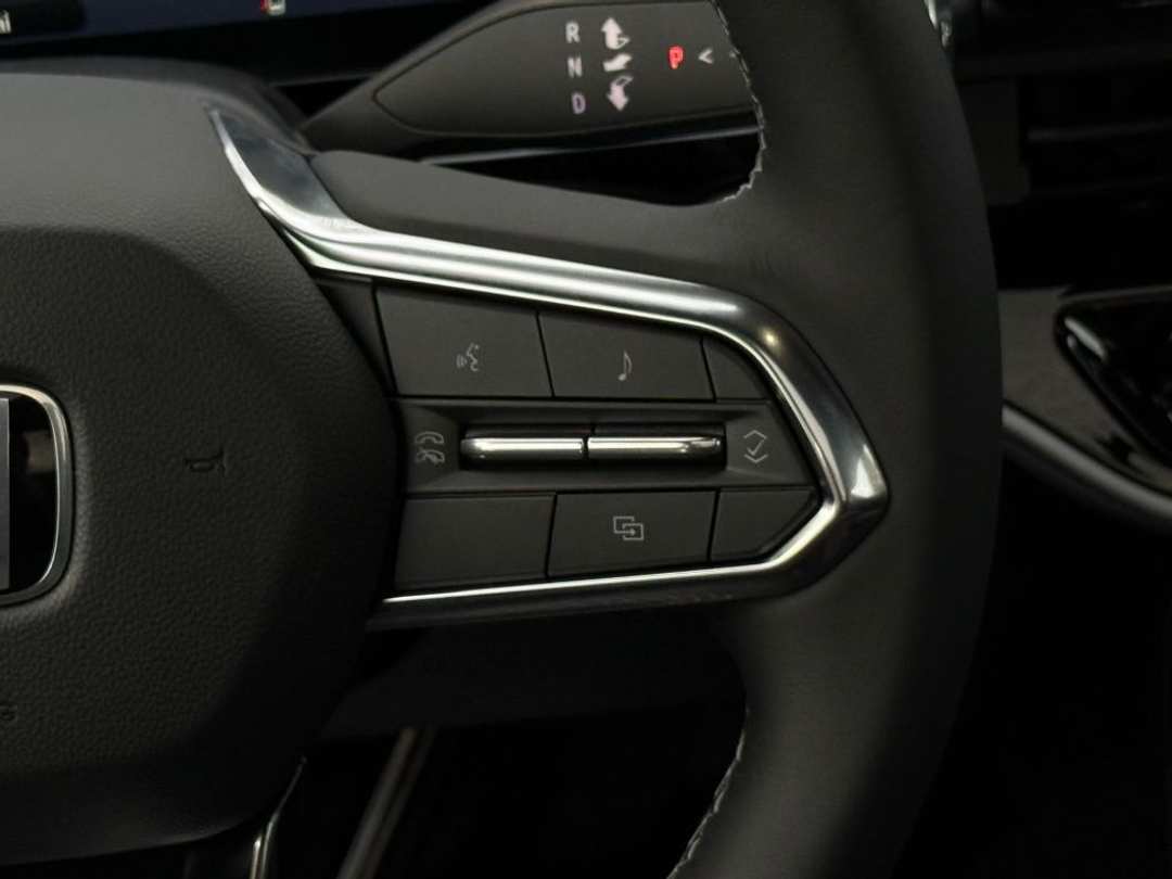 2026 Honda Prologue Touring - Image 21