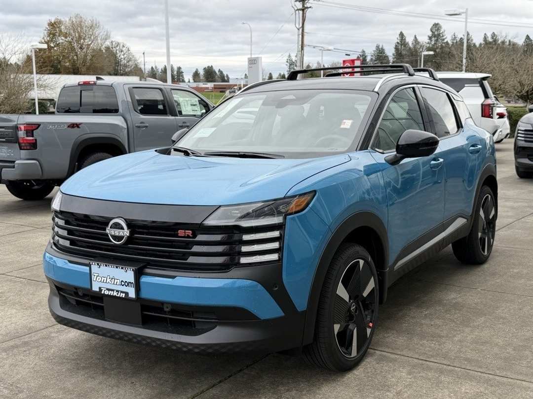 2026 Nissan Kicks SR - Image 4