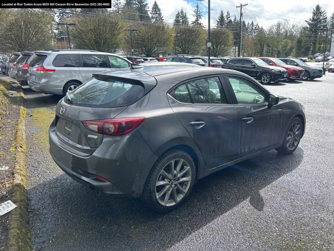 2018 MAZDA Mazda3 Grand Touring - Image 3