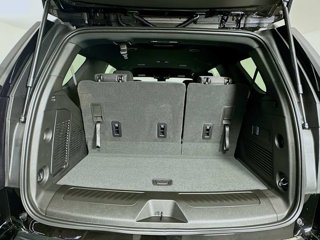 2026 Chevrolet Tahoe LS - Image 25