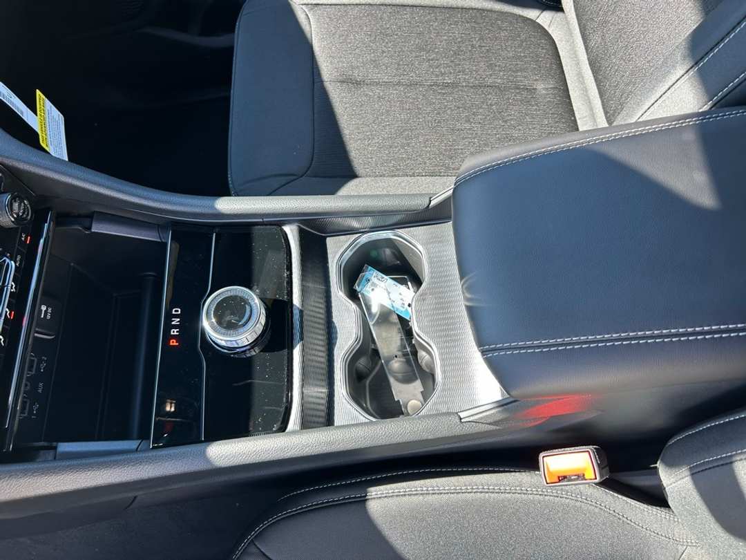 2025 Jeep Grand Cherokee Laredo X - Image 18