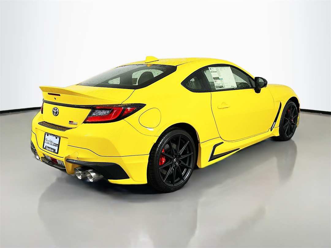 2026 Toyota Gr86 Yuzu Edition - Image 7
