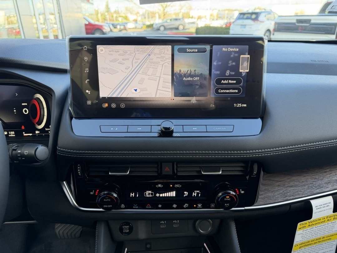 2026 Nissan Rogue Platinum - Image 21