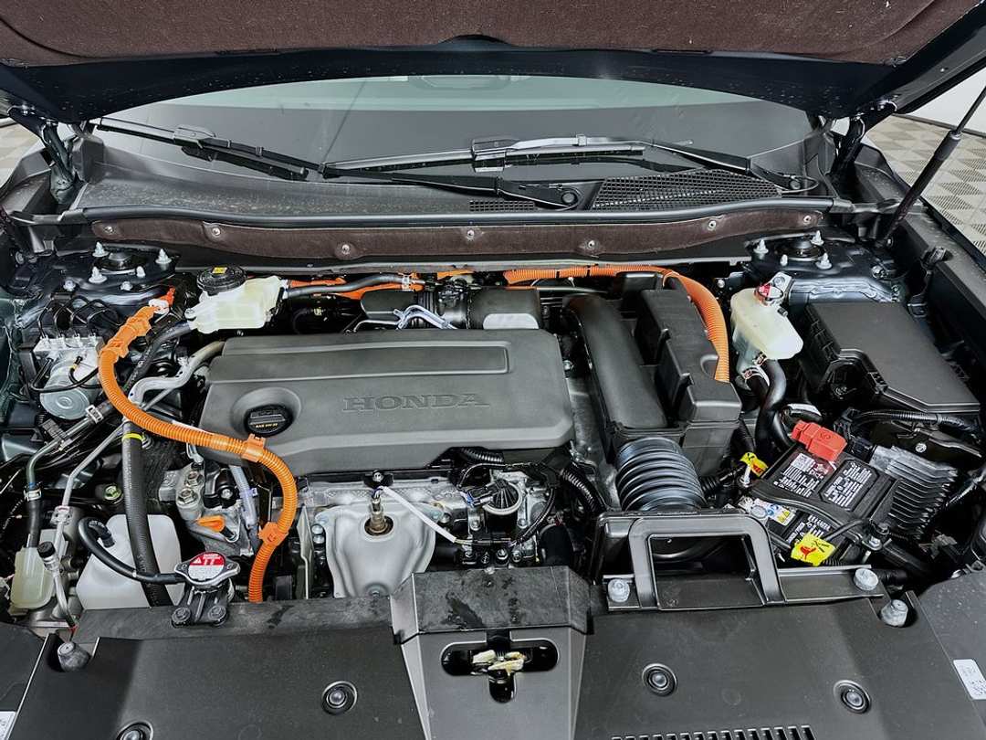 2026 Honda CR-V Sport Touring - Image 32