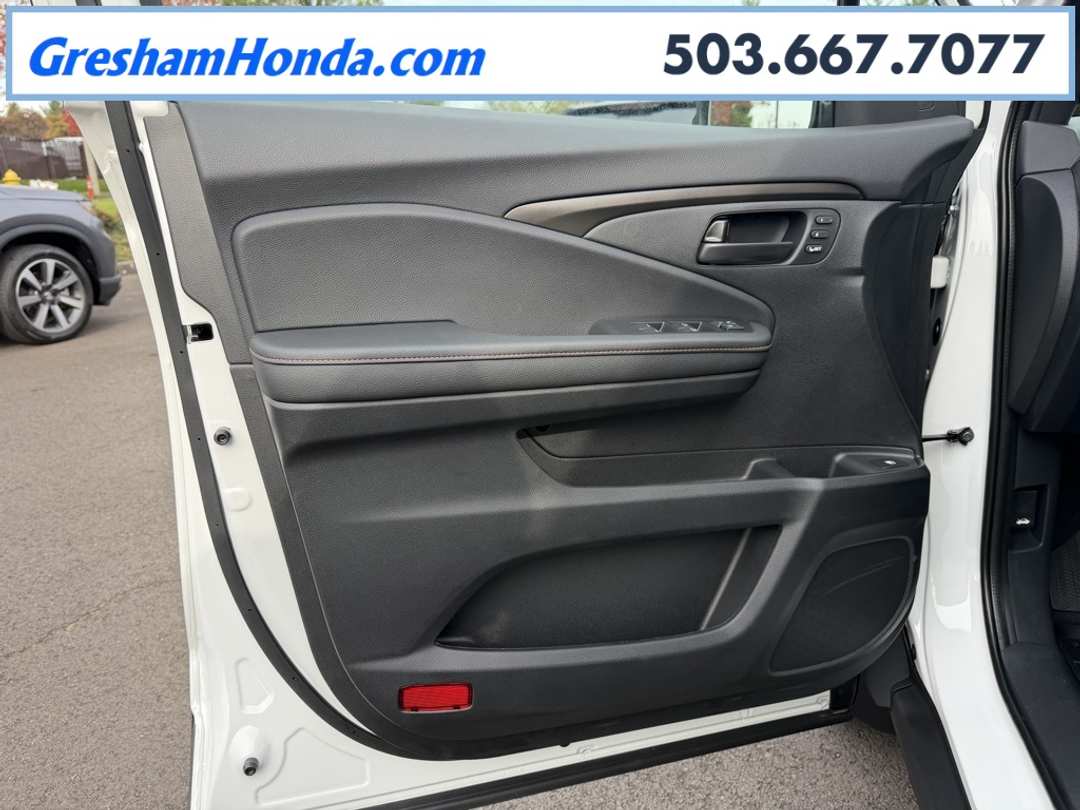 2026 Honda Ridgeline TrailSport - Image 11