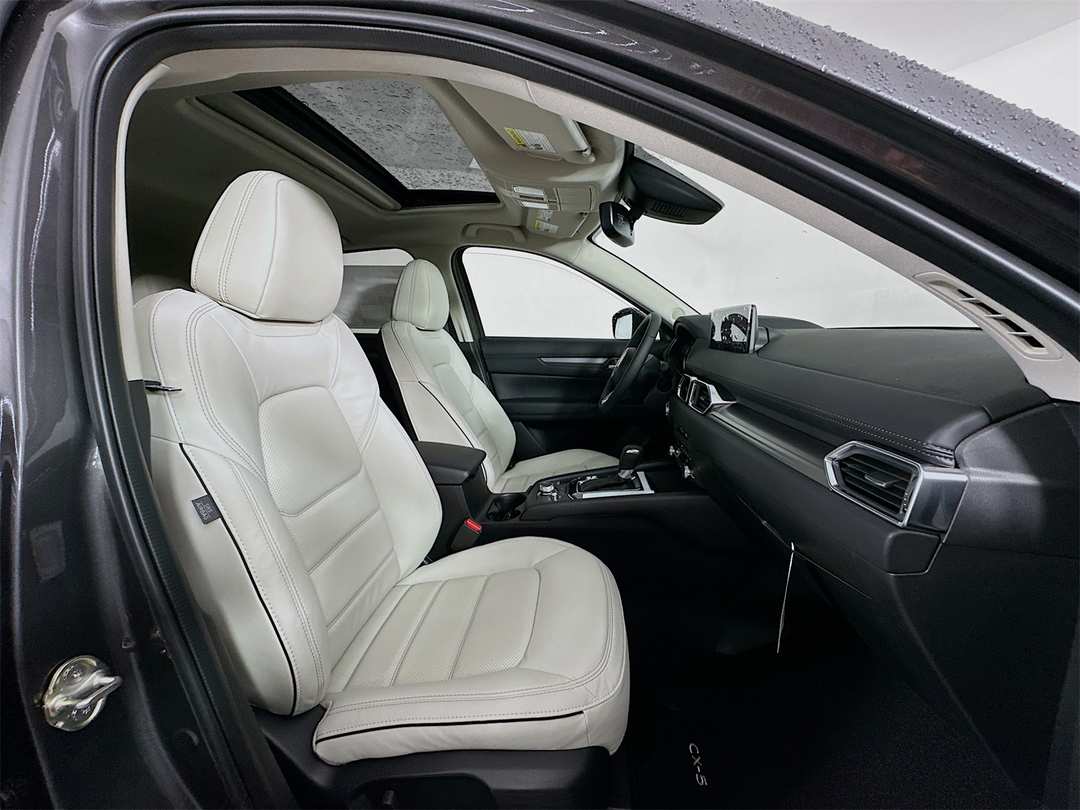 2025 MAZDA CX-5 2.5 S Preferred Package - Image 29
