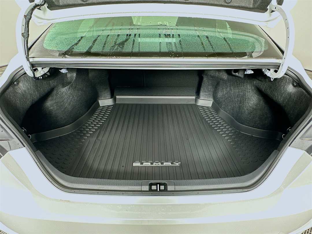 2026 Toyota Camry XSE - Image 28