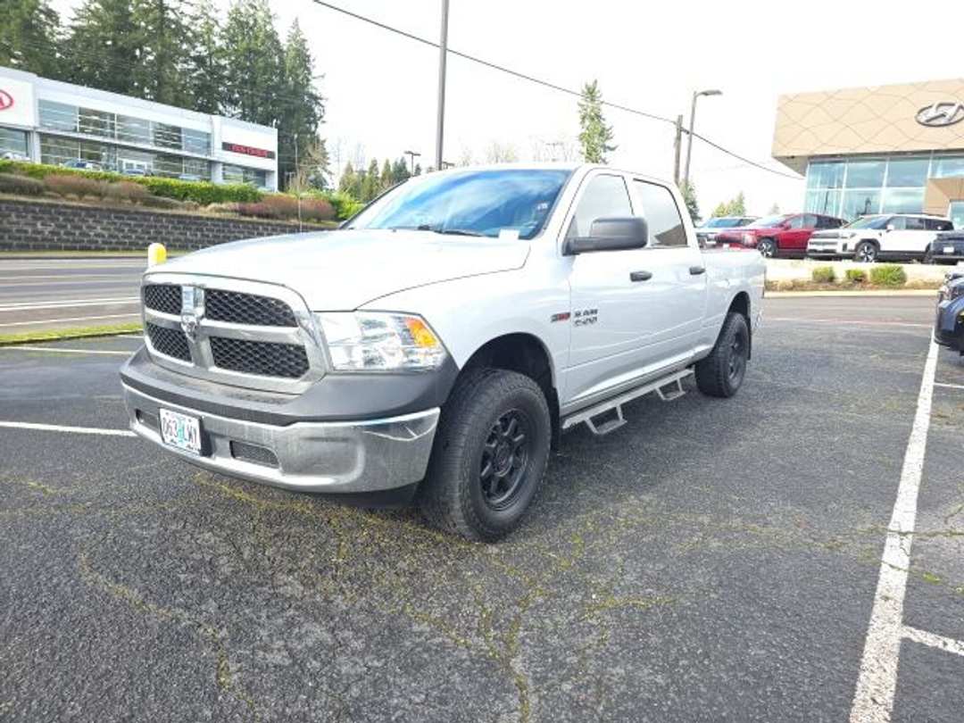 2017 Ram 1500 Tradesman - Image 3