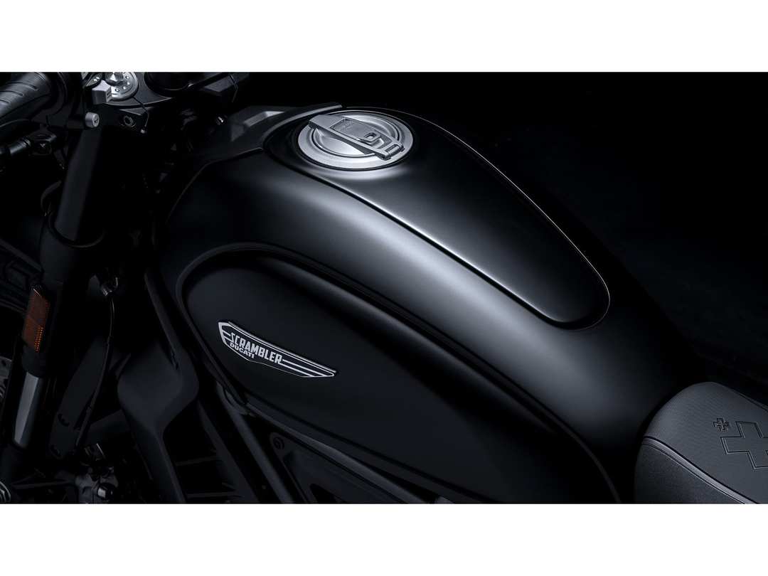 2025 Ducati Scrambler Icon Dark - Image 16