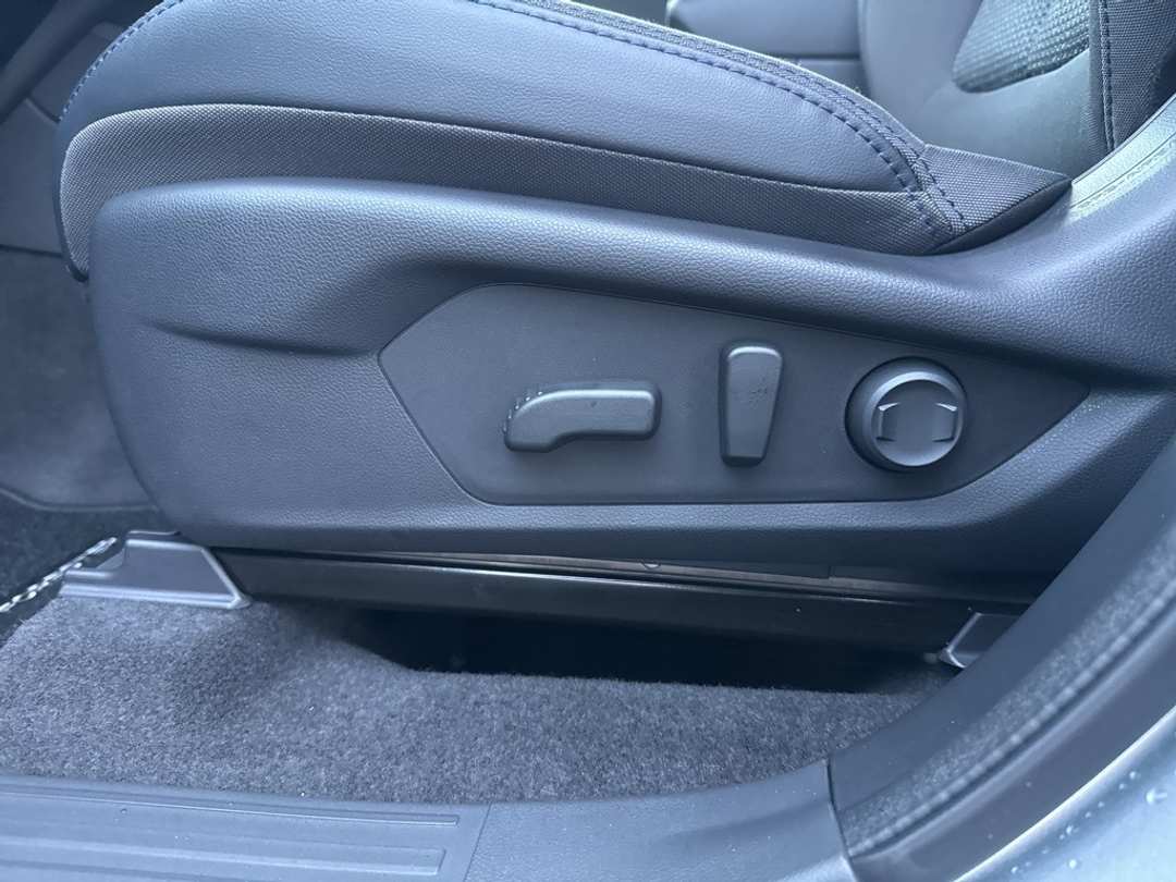 2026 Subaru Forester Premium - Image 15