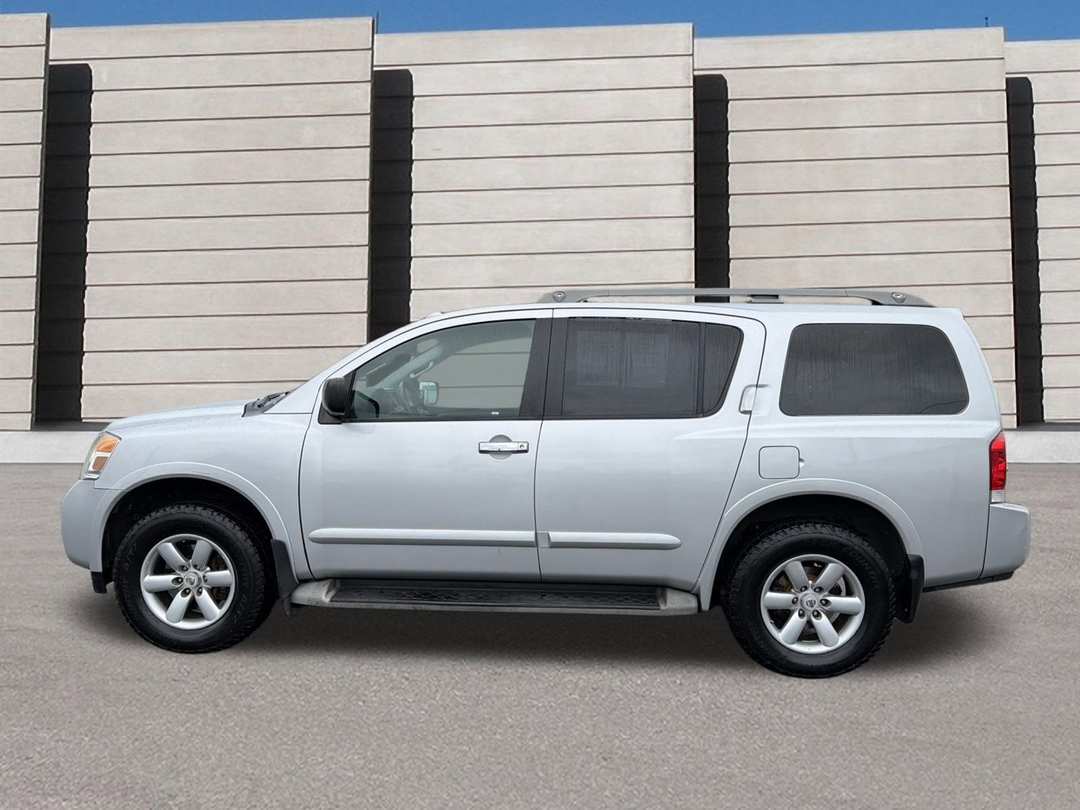 2014 Nissan Armada SV - Image 2