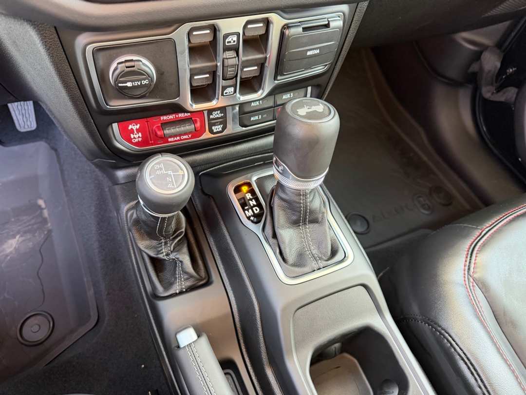 2026 Jeep Wrangler Rubicon - Image 25