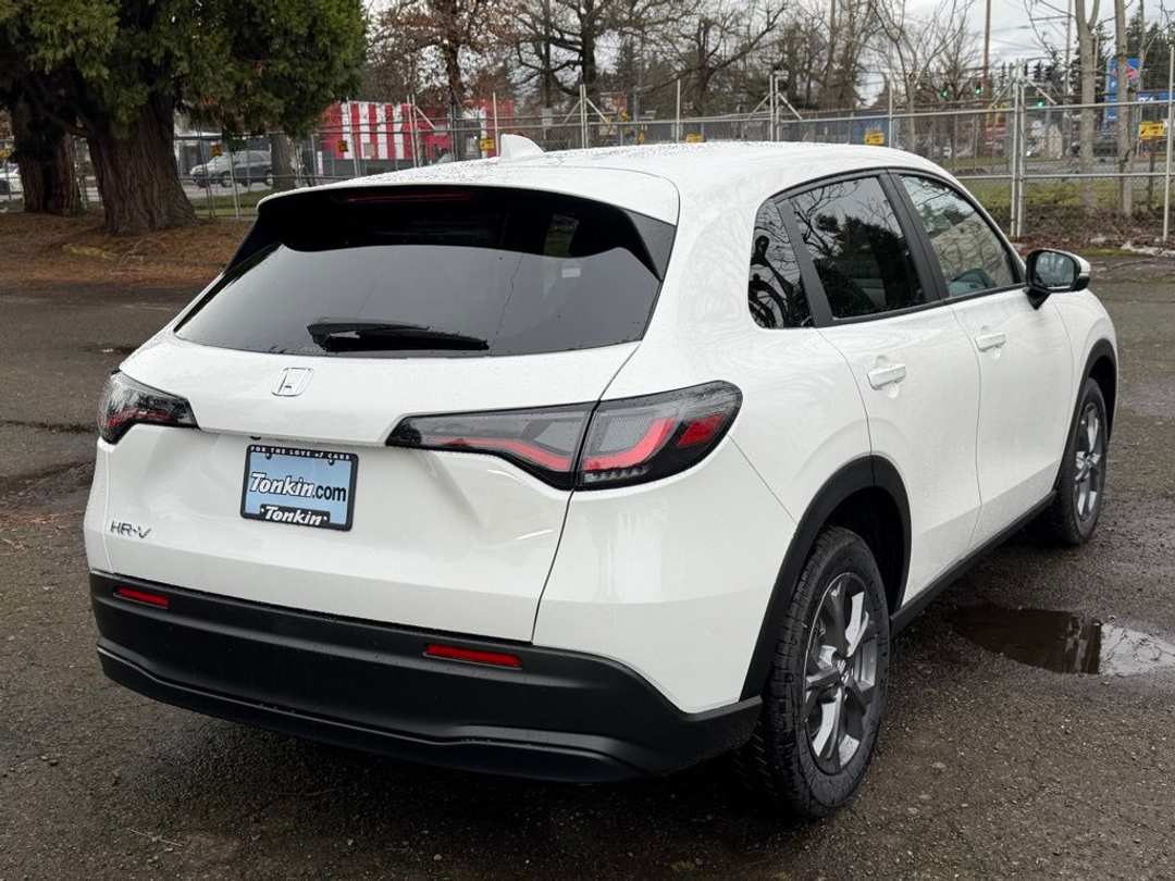 2026 Honda HR-V LX - Image 8